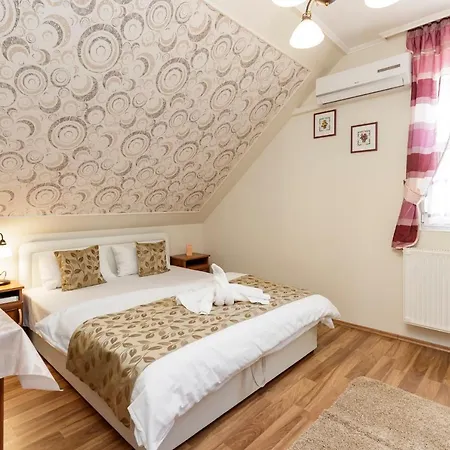 شقة Almafa Apartmanhaz *