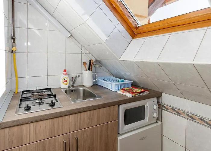 Almafa Apartmanhaz 아파트 *