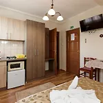 Almafa Apartmanhaz Eger