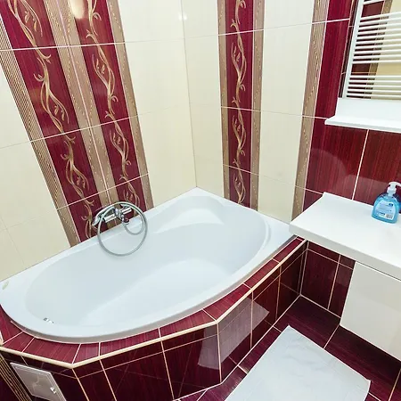 Almafa Apartmanhaz דירה *