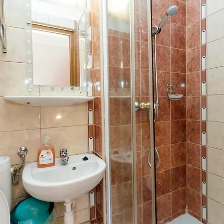 Almafa Apartmanhaz דירה *