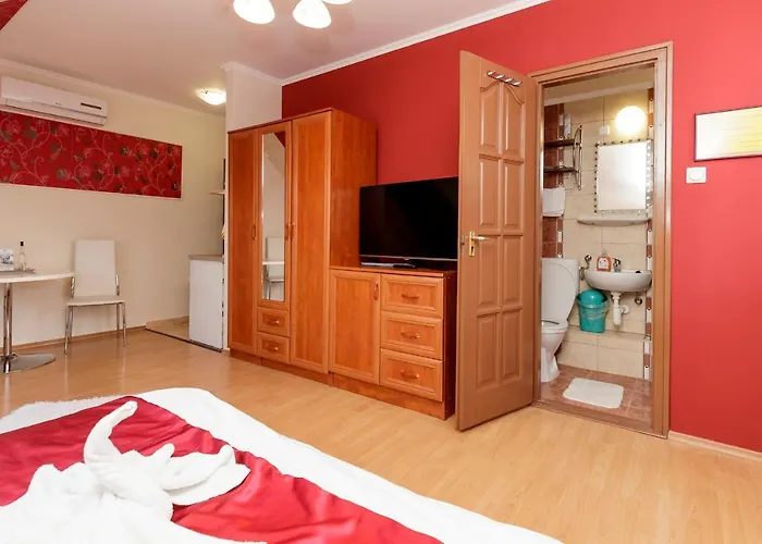 Almafa Apartmanhaz Апартаменты *