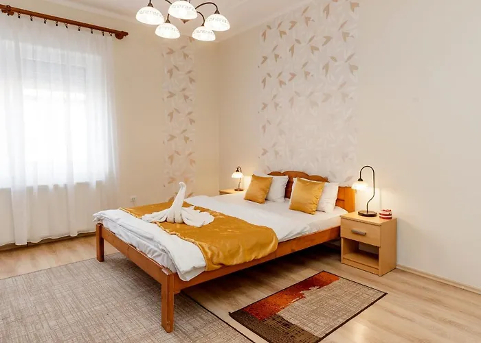 Апартаменты Almafa Apartmanhaz